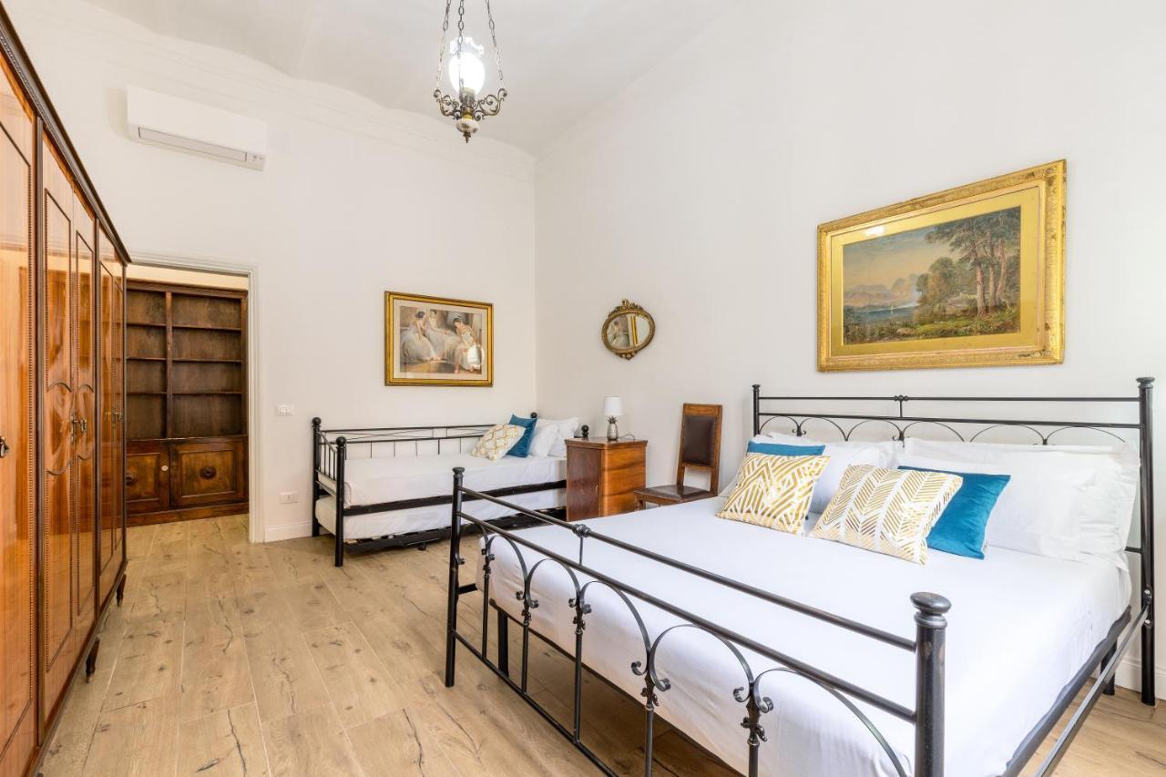 Gentile Suites - Private Rooms Rom Eksteriør billede